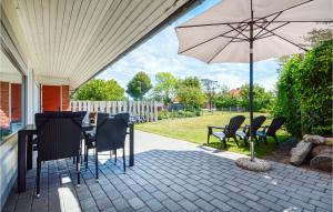 Three-Bedroom Holiday Home In Bredebro