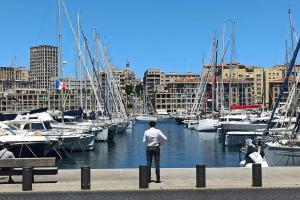 duplex élégant, dynamique à 100 mètres du vieux port
