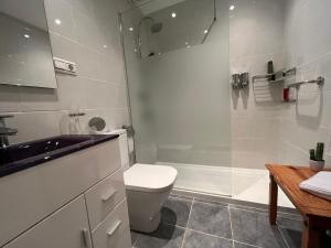 Lomas de Benalmar beach piscina air parking Andra