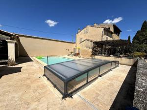 Villas Superbe Mas en Pierre, Piscine, Boulodrome, 14 pers : photos des chambres