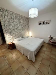 Villas Superbe Mas en Pierre, Piscine, Boulodrome, 14 pers : photos des chambres