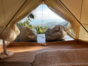 The Hidden Gem Viewpoint Camping & Rooms