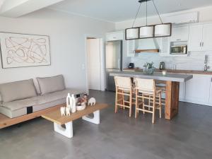 Paralia Luxury Suites