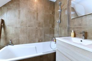 Maisons de vacances Gite Le 1531 : photos des chambres