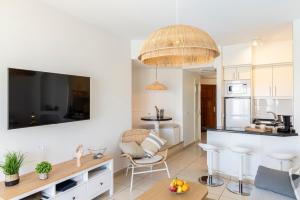 Fabulous Sea View apartment