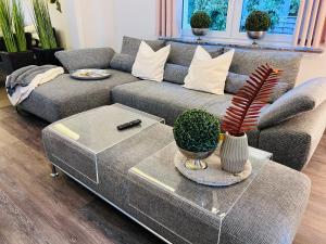 HARMONY "1" stylishes 4-Zimmer Apartment EG Terrasse Garten Parkplatz