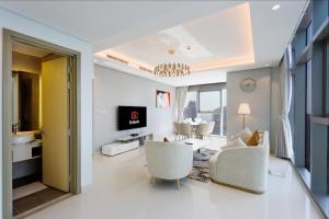Paramount Midtown - Upgraded High-Floor 2 BR