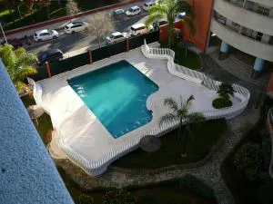 Jardines de Hércules - Montequinto