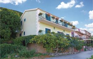 One-Bedroom Apartment In Trpanj