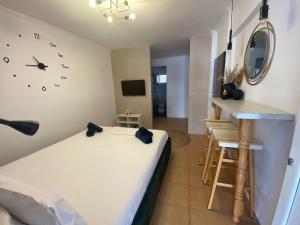 Dims Studio Paralia Ofryniou