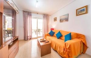 Gorgeous Apartment In Oropesa Del Mar