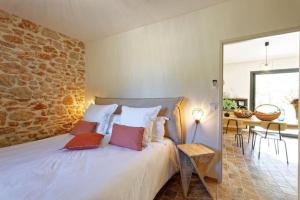 Villas Villa Cinsault, un bijou pour votre sejour en Provence Verte : photos des chambres