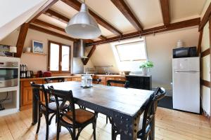 Appartements Appartement Gaspard & Lilly avec Balcon : photos des chambres