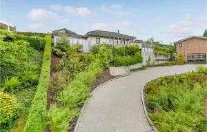 Three-Bedroom Holiday Home In Farso - Roslev