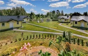 Cozy Home In Dabki With Wifi - Gleźnowo