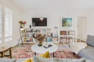 VAQUAY Sonnet In South Yarra - South Yarra