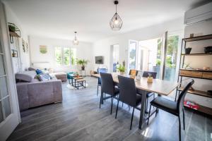 COSYFAMILY 1er étage Piscine -WIFI- NEUF-FAMILLE -15MIN PLAGE - TOP PROS SERVICESConciergerie