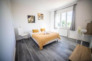 Appartements COSYFAMILY 1er etage Piscine -WIFI- NEUF-FAMILLE -15MIN PLAGE - TOP PROS SERVICESConciergerie : photos des chambres