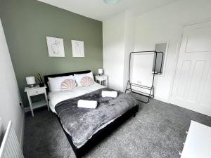 Large 3 bedroom flat