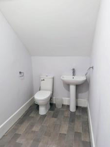 Enjoy 5 Br House Near The City