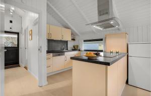 Three-Bedroom Holiday Home In Egernsund