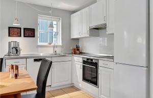 Nice Home In Gjern With Wifi