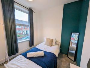 Lovely 3 BR flat for family, friends and workers