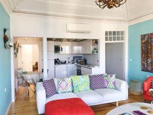 GuestReady - Elegant River View Duplex in Belem