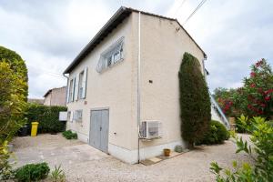 Maisons de vacances Maison familiale avec jacuzzi, quartier calme : photos des chambres