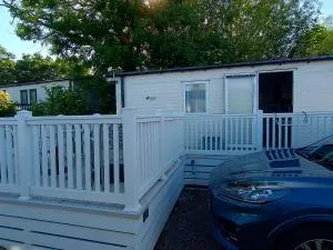 Comfortable family caravan in Weymouth - Overcombe