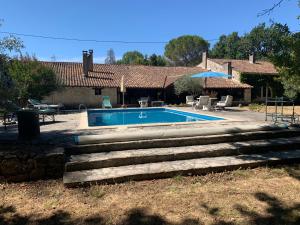 Maisons de vacances Stunning 18th Century Country House : photos des chambres