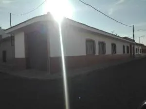 VIVIENDA VACACIONAL EL MOLINO ARGAMASILLA DE ALBA - Cinco Casas