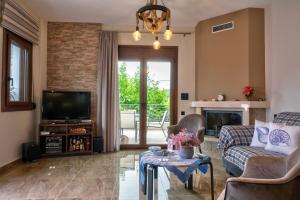 Effies Maisonette with Detached Studio