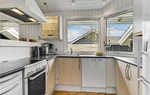 Stunning Home In Ebeltoft With Kitchen