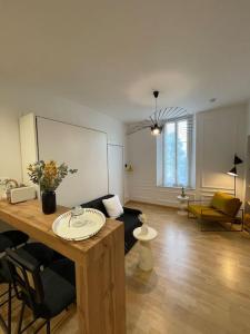 Studio centre au calme avec parking privé