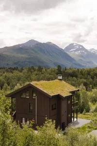 Nordic Charm Retreat with Sauna, Central to Strandafjellet Ski Resort & Geiranger - Øye
