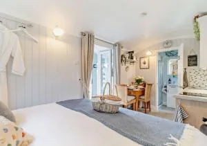 The Acorn - East Bergholt