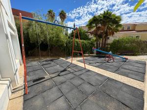 Nuestro Atico con vistas al Mar Terraza, Piscina y Parking
