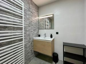 Appartements Homency - Residence Fermes de l-Alpe D102 : photos des chambres