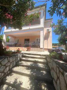 Villa MILICA 