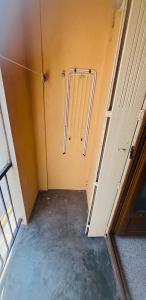 Au Pied Des Remparts