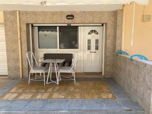 Dims Studio Paralia Ofryniou