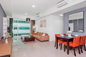 Luna by Kozystay - Kemang