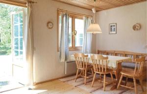 Gorgeous Home In Löderup With Wifi
