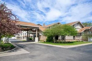 White Pine Inn & Suites - Allendale