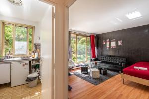 GuestReady - Airy Studio with Courtyard View