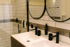 Seven Town House Boutique Hotel