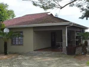 Dumehlezi Self Catering - Munyu