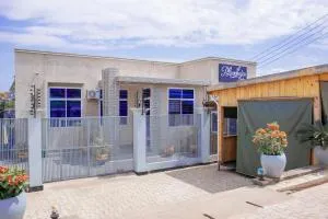 Plavender Wings - 姆万扎