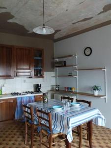 Ca dla nona casa con giardino